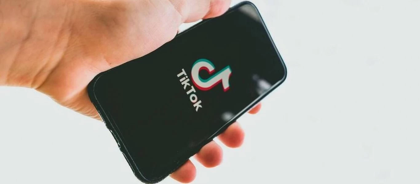 «Καμπάνα» ύψους 34.000 δολ. επέβαλε η Ρωσία στην Tik Tok